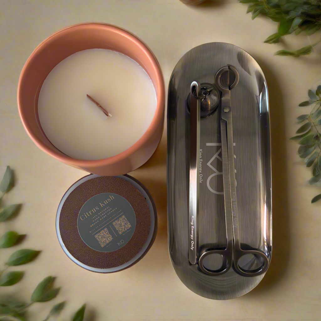 Full Size Candle + 3 Piece Accessory Set